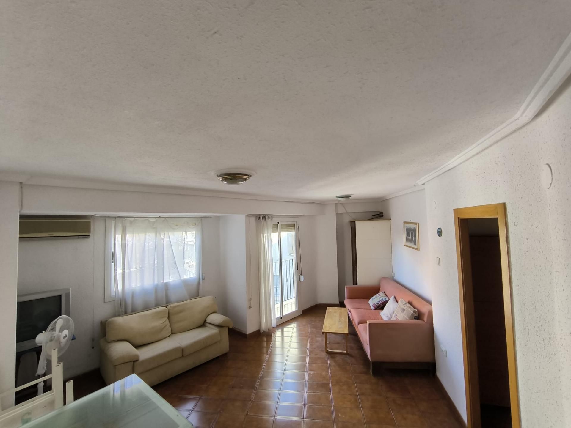 Living room of Flat for sale in  Valencia Capital  with Air Conditioner and Balcony