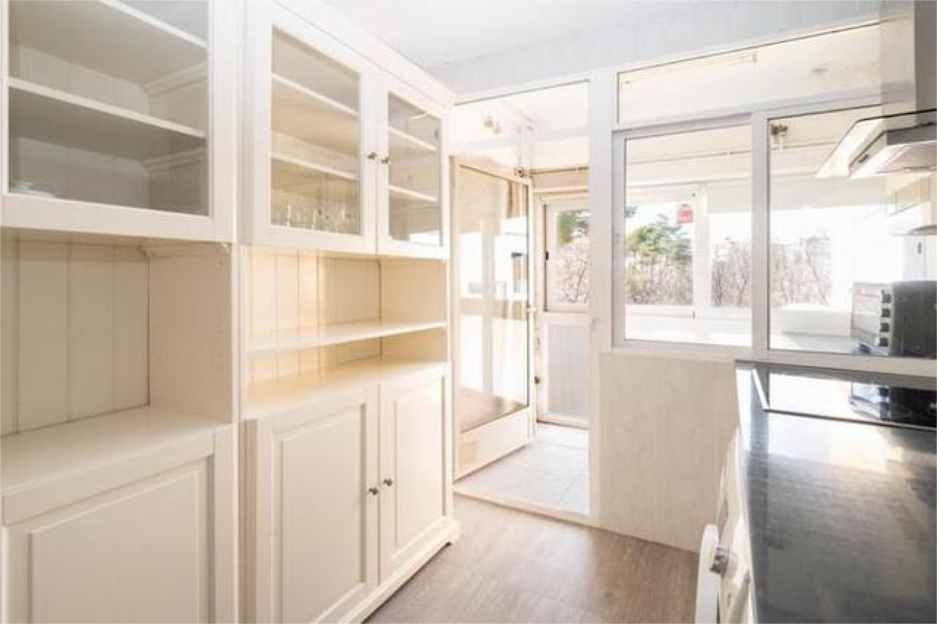 Kitchen of Flat for sale in  Madrid Capital  with Heating and Private garden