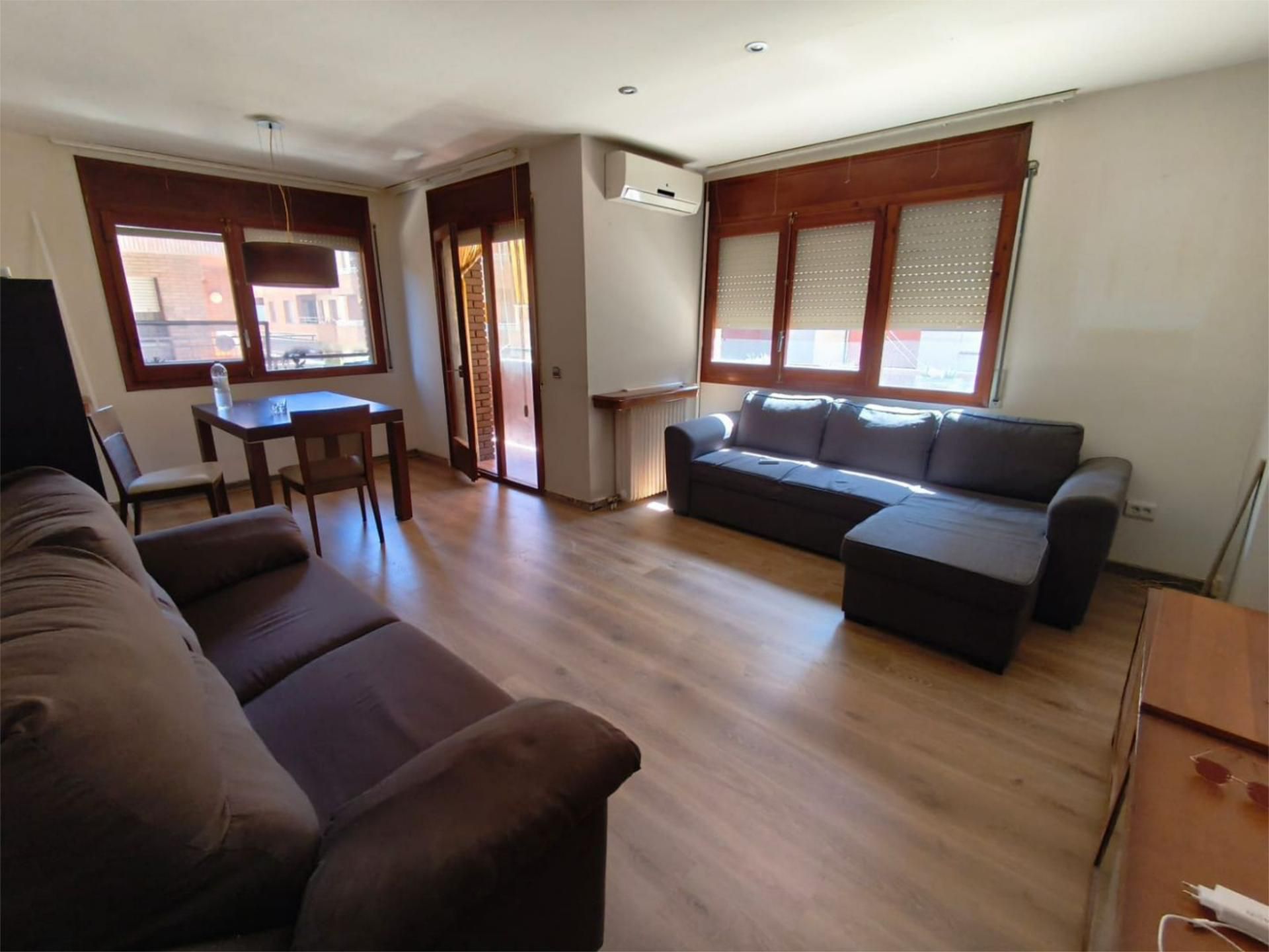 Living room of Flat to rent in  Lleida Capital  with Air Conditioner, Heating and Parquet flooring