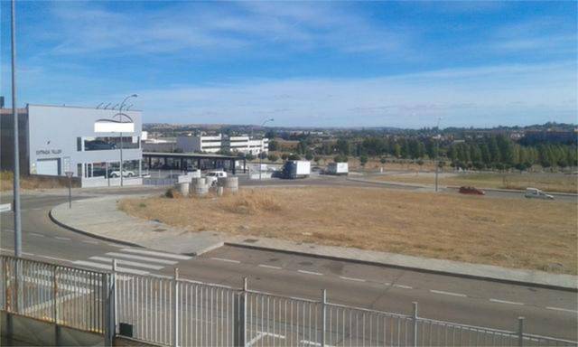 Nave industrial en Alquiler en Carbajosa de la Sagrada