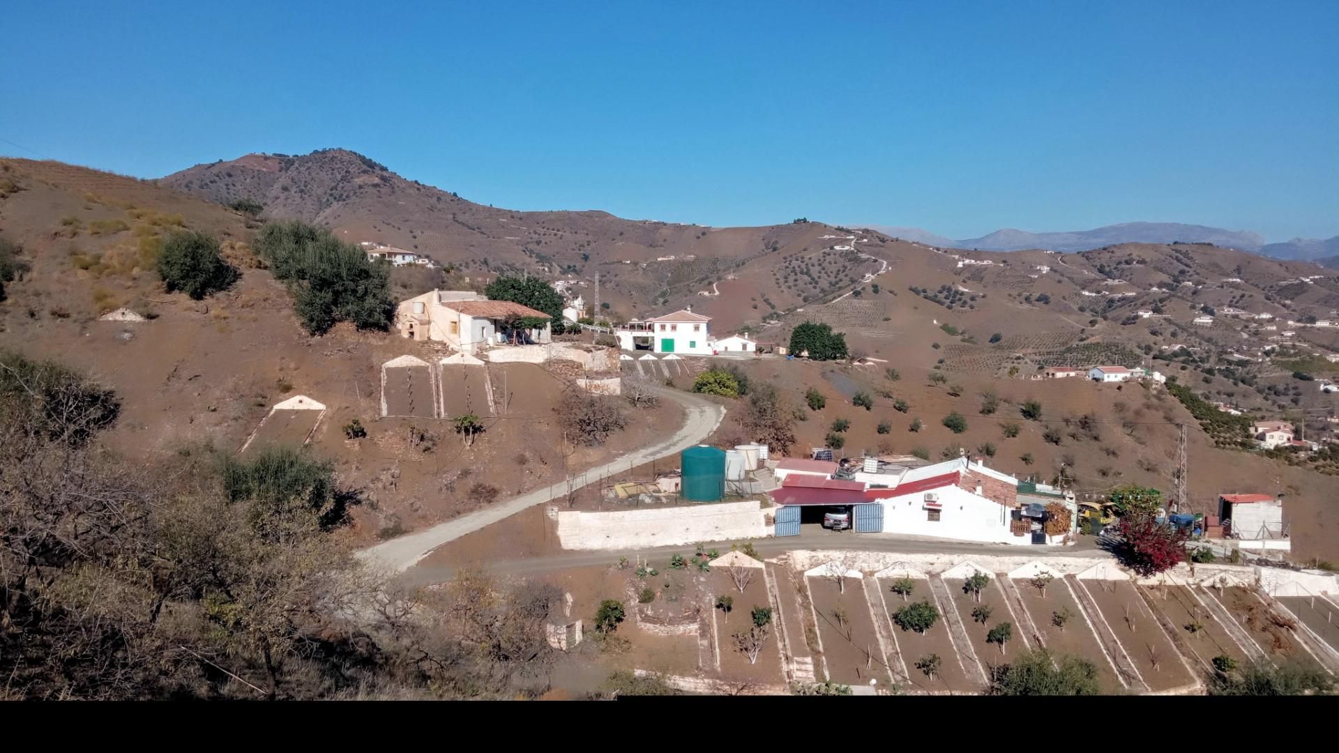 Country house for sale in Partida Zapata, 24, Almáchar Exterior view of Country house for sale in Almáchar with Air Conditioner and Terrace