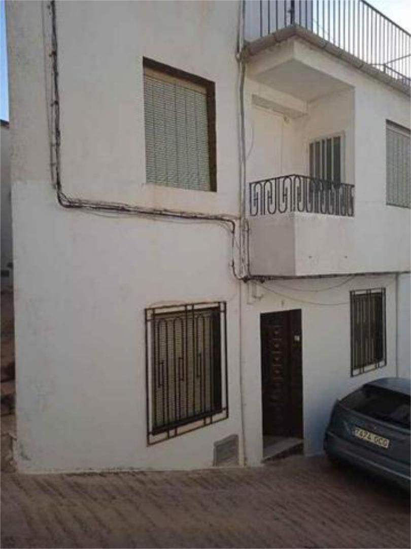 Exterior view of House or chalet for sale in Santisteban del Puerto  with Terrace and Furnished