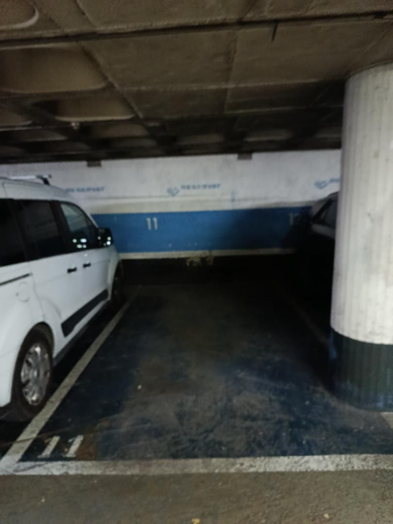 Garaje de alquiler en Plaça d'Otero Pedrayo, Porta