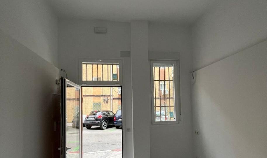 Estudi en venda a Calle del Quince de Agosto, 1, Moscardó, Madrid Capital - imatge 1 Foto 1 de Estudi en venda a Calle del Quince de Agosto, 1, Moscardó, Madrid Capital