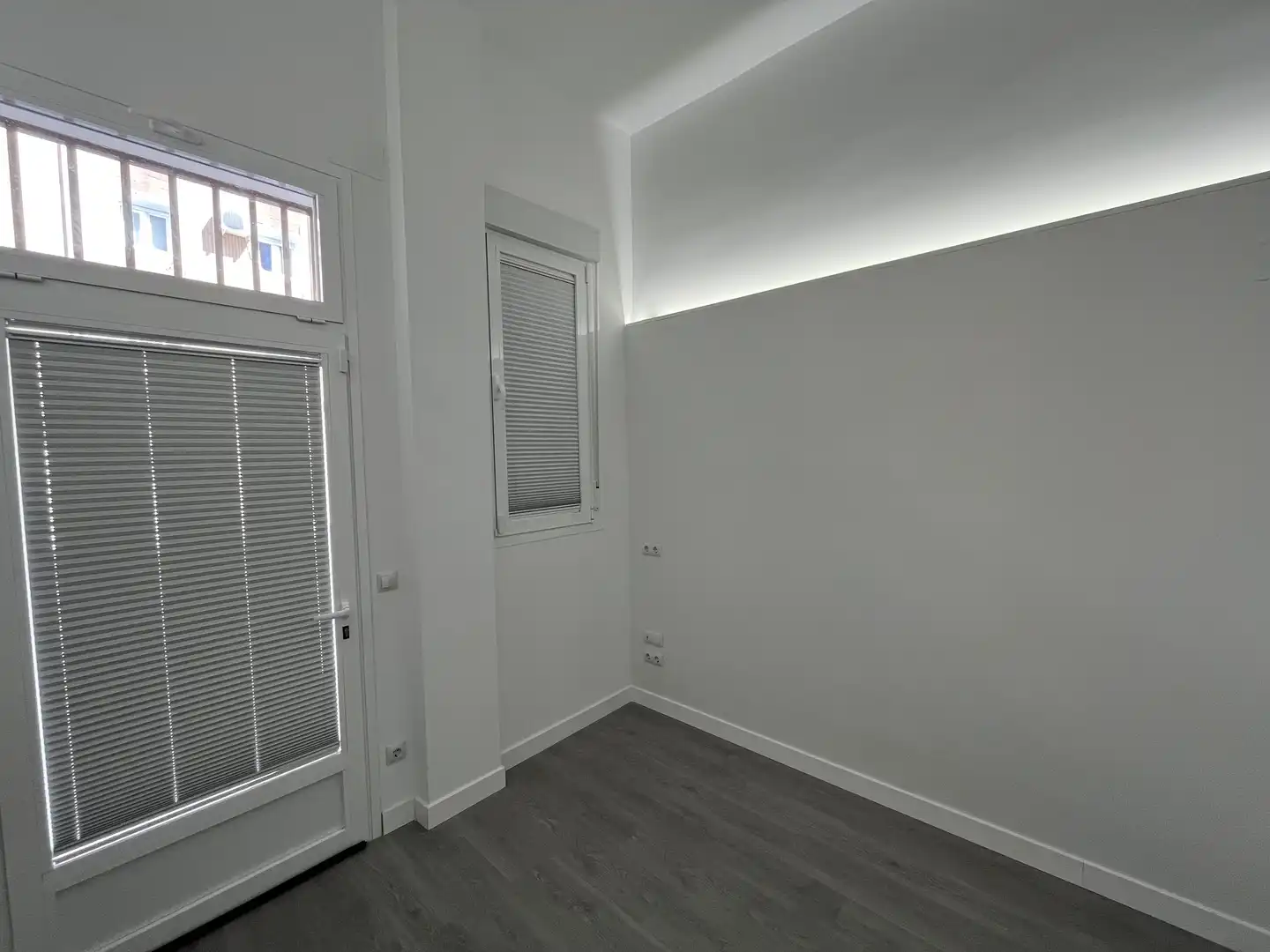 Wohnung zum Verkauf in Calle del Quince de Agosto, 1, Moscardó Wohnung zum Verkauf in Madrid Capital mit Klimaanlage