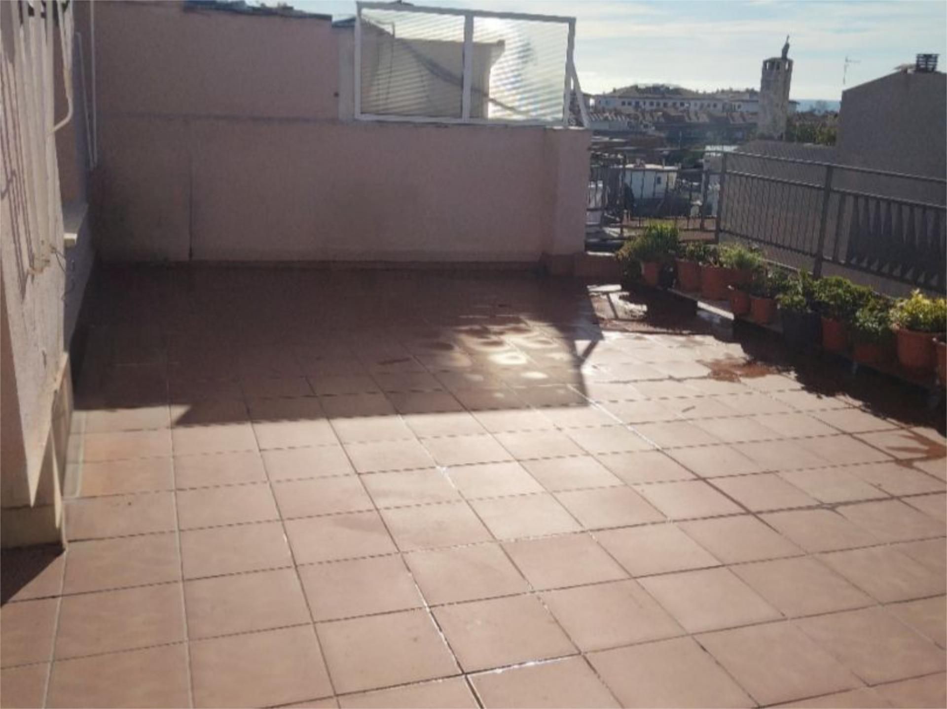 Àtic en venda a Carrer Tribala, 50, Centre Terrassa de Àtic en venda en Pineda de Mar amb Terrassa i Balcó