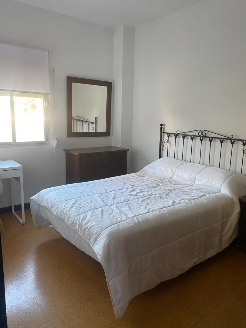 Pis per a compartir a Plaza Miguel Angel Blanco, 2, Centro Dormitori de Pis per a compartir en Mérida amb Moblat