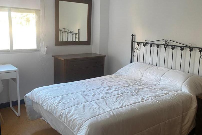 Pis per a compartir a Plaza Miguel Angel Blanco, 2, Centro, Mérida - imatge 1 Foto 1 de Pis per a compartir a Plaza Miguel Angel Blanco, 2, Centro, Mérida