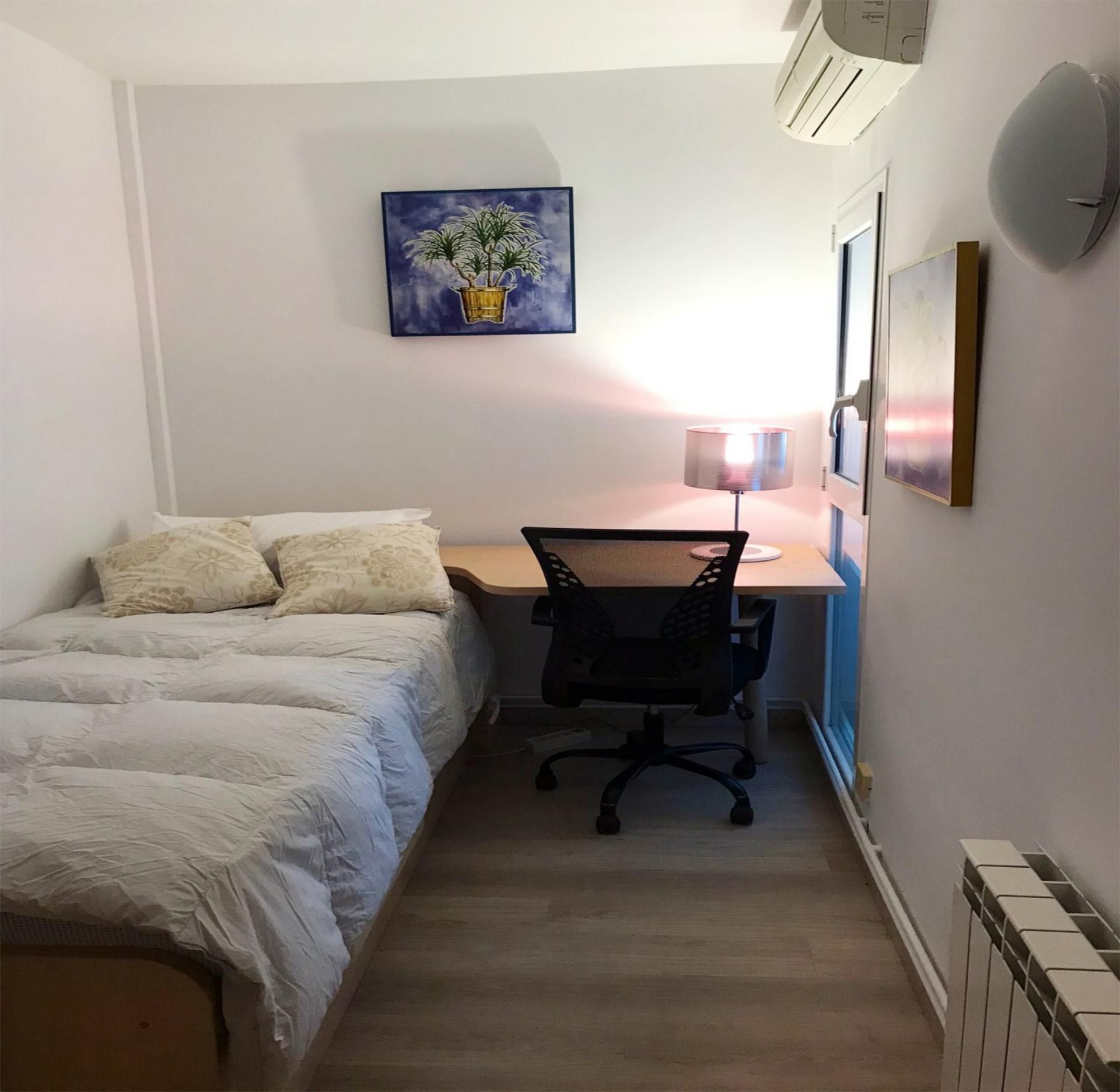 Pis per a compartir a Rambla Catalana, 54, La Torrassa Dormitori de Pis per a compartir en L'Hospitalet de Llobregat amb Aire condicionat, Calefacció i Parquet