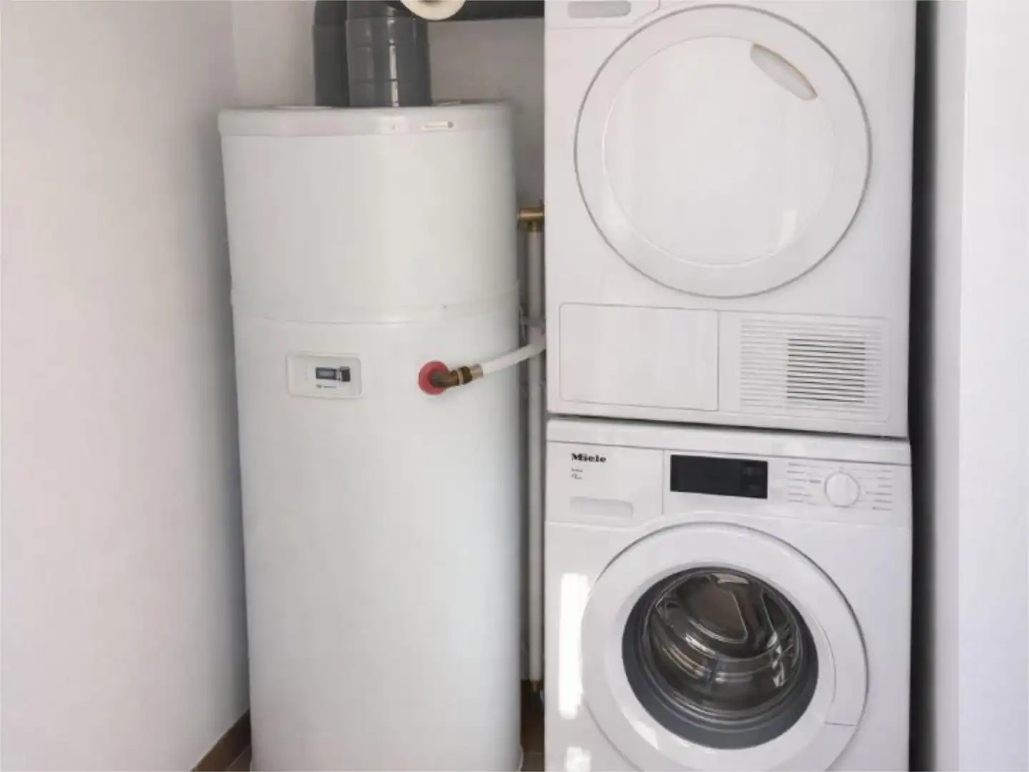 Wohnung zum Verkauf in Carrer del Pintor Enric Serra, 20, Nucli Antic Schlafzimmer von Wohnung zum Verkauf in L'Escala mit Klimaanlage, Heizung und Parkett