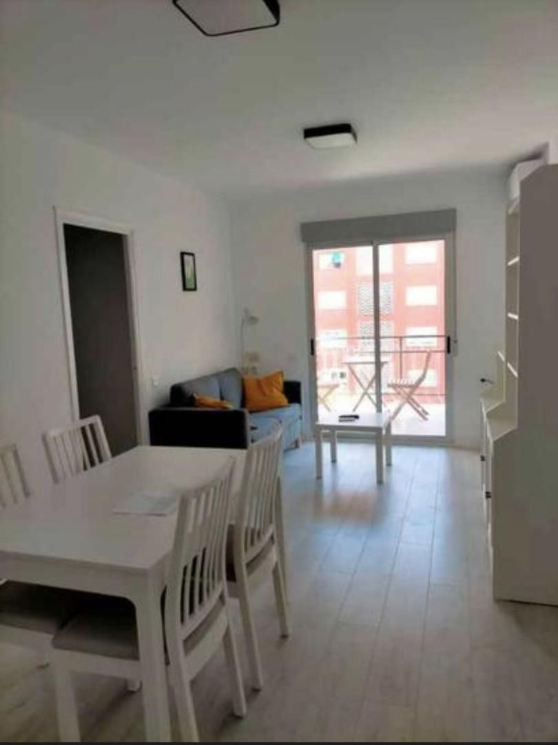 Flat to rent in Carrer de Campoamor, 53, Ciutat Jardí Flat to rent in Carrer de Campoamor, 53, Ciutat Jardí