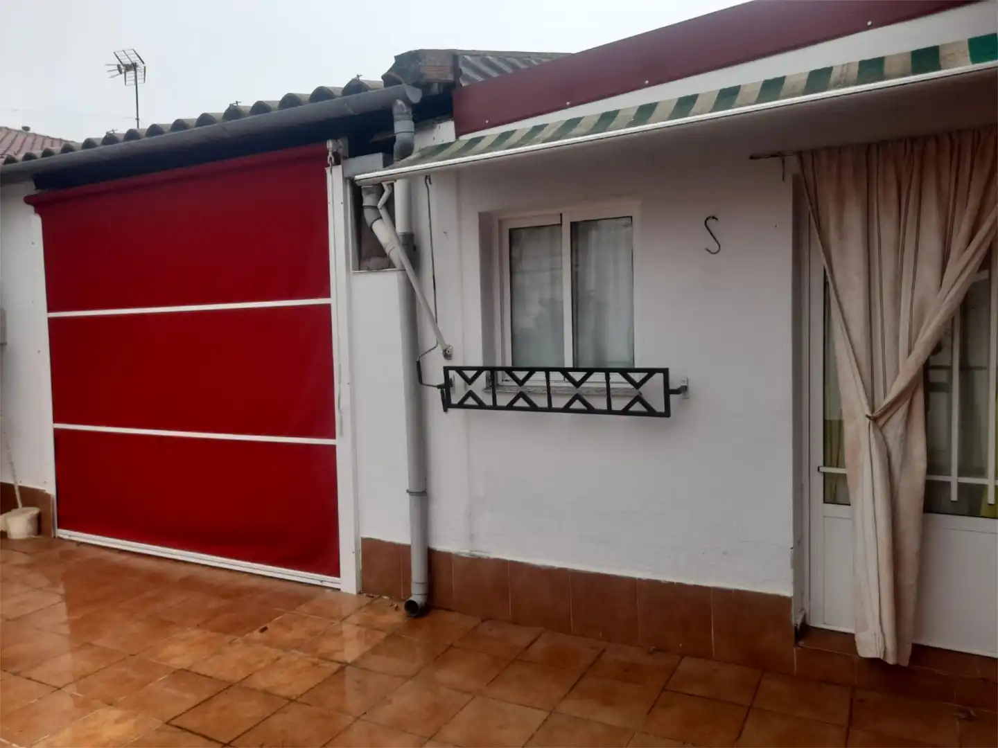 Detached homes for sale in Calle Cuadrante, 5, Medellín Exterior view of Detached homes for sale in Medellín with Air Conditioner, Terrace and Balcony