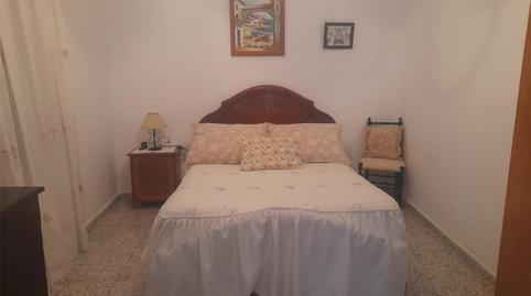 Foto 2 de Casa adosada en venda a Calle Cuadrante, 5, Medellín, Badajoz