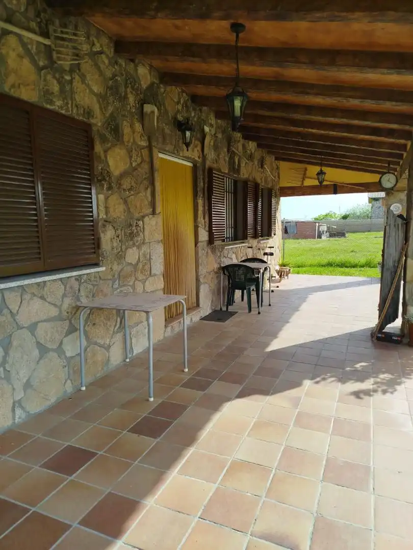 Country house zum Verkauf in Calle Sin Nombre XXIV, 1, Navalmoral de la Mata Terrasse von Country house zum Verkauf in Navalmoral de la Mata