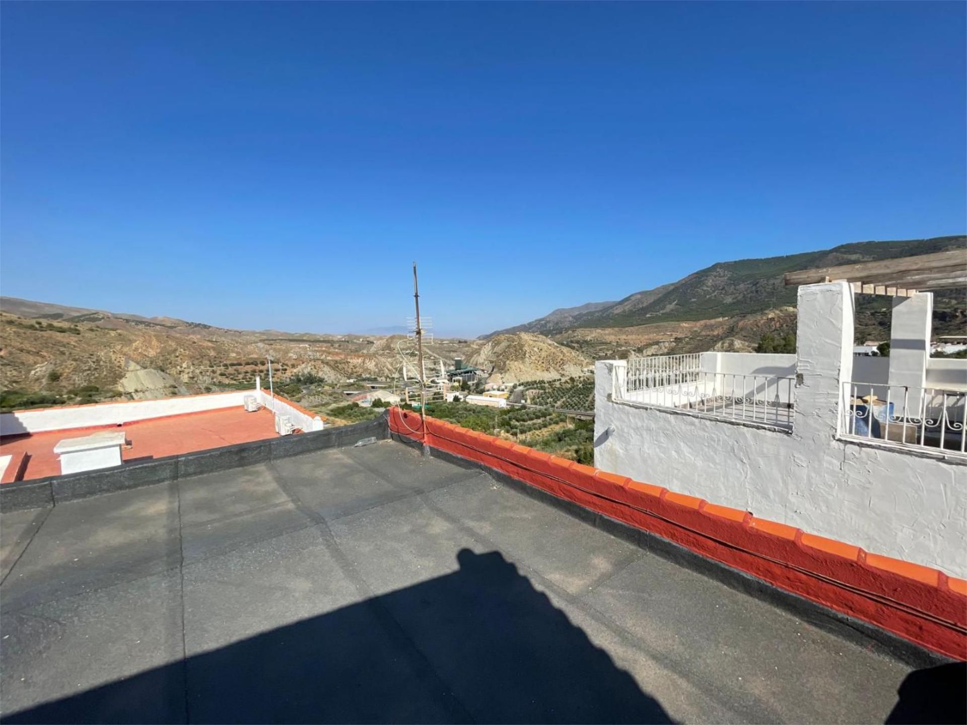 Exterior view of Single-family semi-detached for sale in Canjáyar  with Air Conditioner, Heating and Terrace