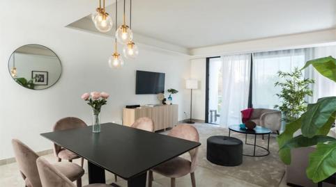 Foto 3 de Apartament de lloguer a Avenida Juan Carlos I, 28, Centro, Estepona