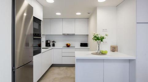 Foto 4 de Apartament de lloguer a Avenida Juan Carlos I, 28, Centro, Estepona