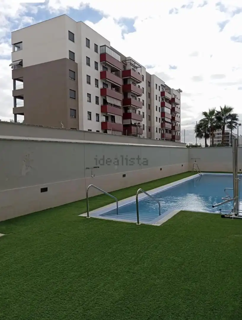 Swimming pool of Flat for rent in Córdoba  with Air Conditioner, Heating and Private garden