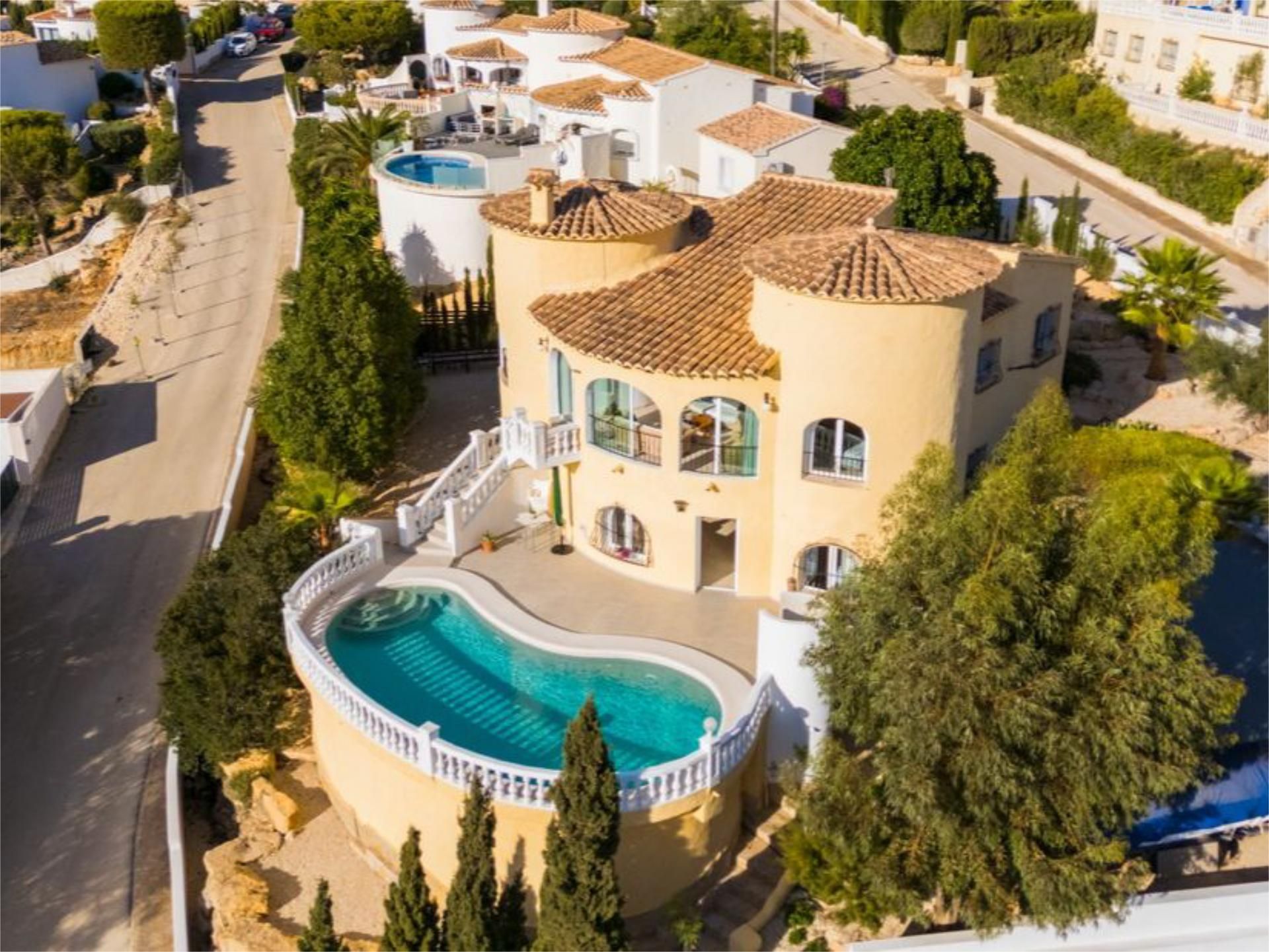 Exterior view of House or chalet for sale in Benitachell / El Poble Nou de Benitatxell  with Air Conditioner, Terrace and Swimming Pool