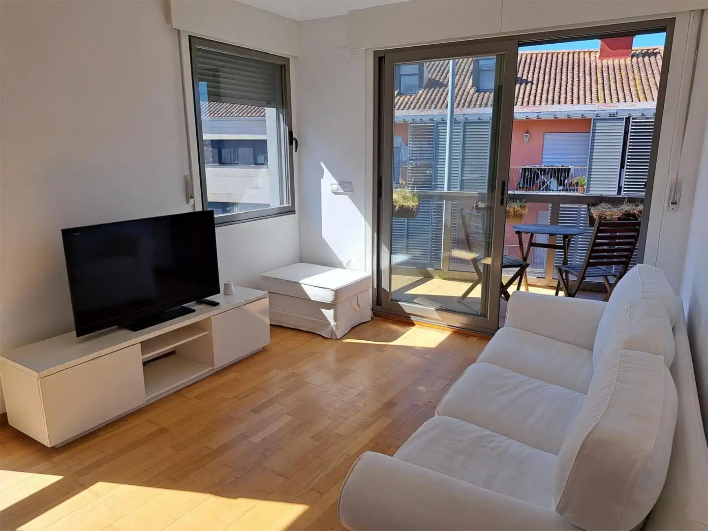 Wohnung zum Verkauf in Rúa Real de Sabarís, 48, Baiona Wohnzimmer von Wohnung zum Verkauf in Baiona mit Heizung, Abstellraum und Balkon