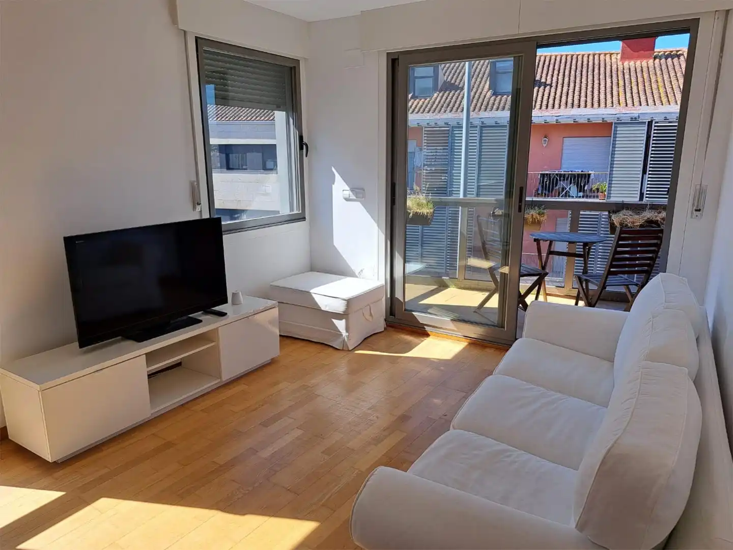Wohnung zum Verkauf in Rúa Real de Sabarís, 48, Baiona Wohnzimmer von Wohnung zum Verkauf in Baiona mit Heizung, Abstellraum und Balkon