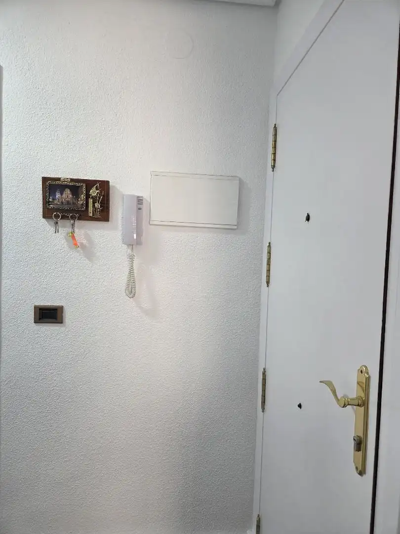 Flat for rent in Calle Puerta de Orihuela, 3, La Fama