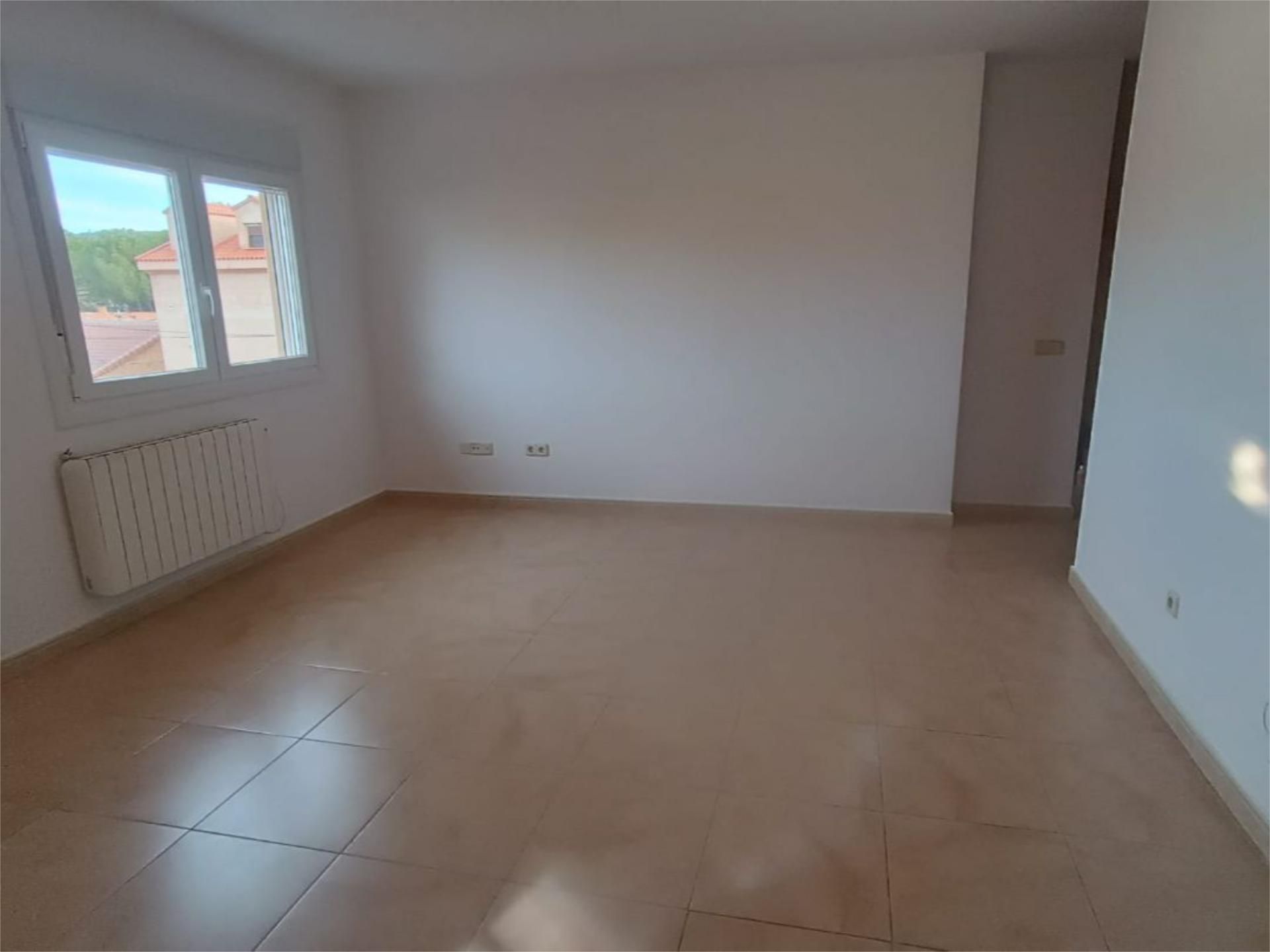 Duplex to rent in Valdeaveruelo  with Heating