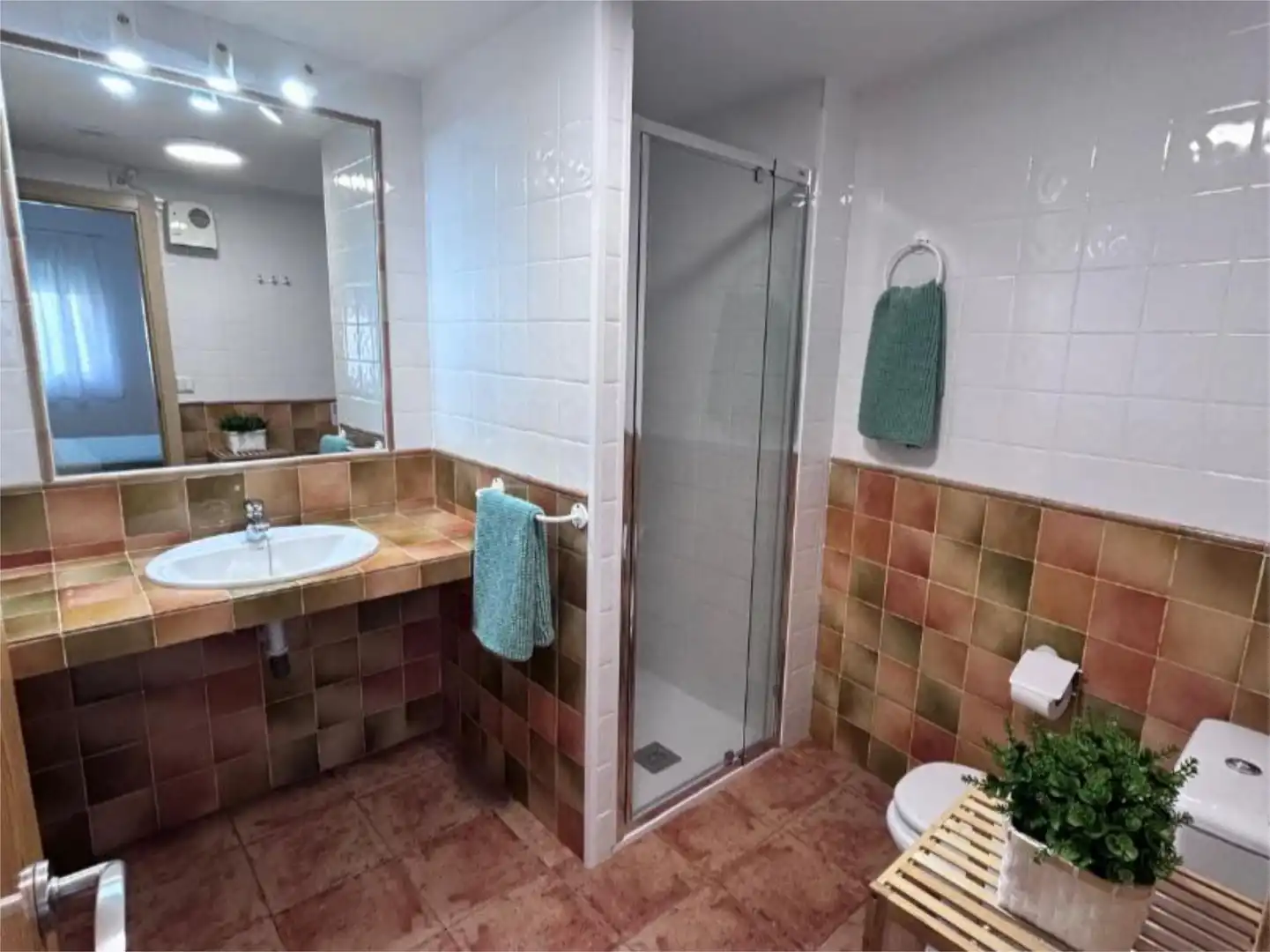 Piso de alquiler en Calle Mariano Segura, 30, Cazorla Baño de Piso de alquiler en Cazorla con Aire acondicionado y Amueblado