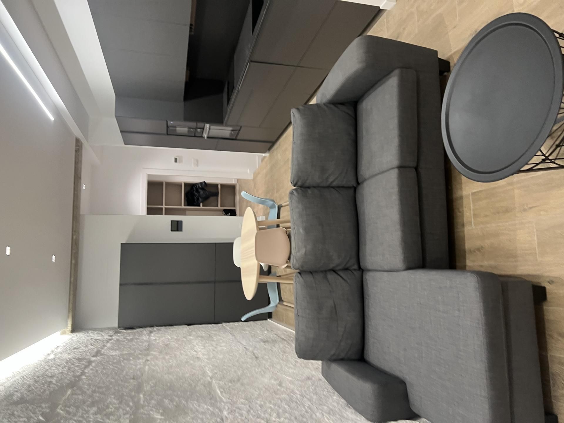 Study to rent in Avenida de Buenos Aires, 142, Universidad