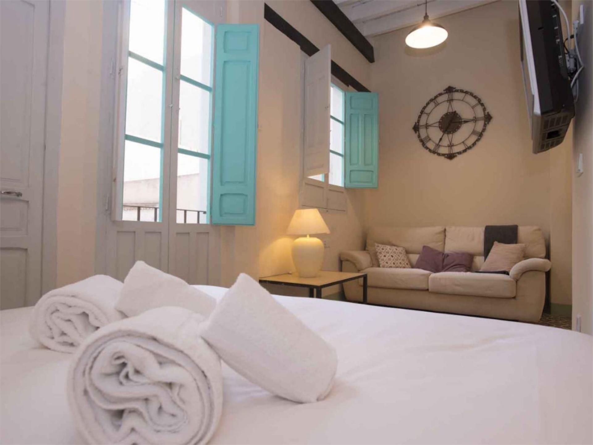 Loft de lloguer a Calle Alcalá Galiano, 27, Carolinas Bajas Dormitori de Loft de lloguer en Alicante / Alacant amb Aire condicionat, Calefacció i Moblat