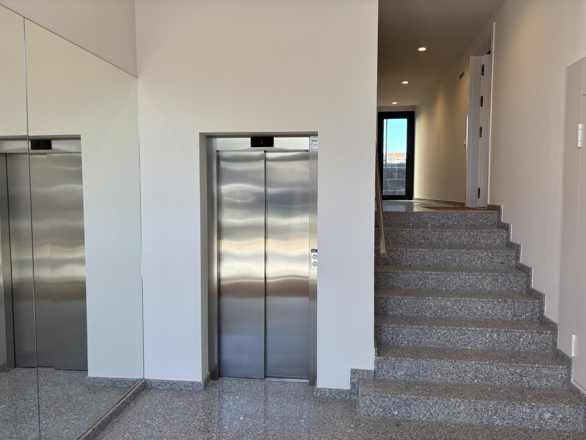 Pis de lloguer en Cornellà de Llobregat amb Aire condicionat, Calefacció i Jardí privat