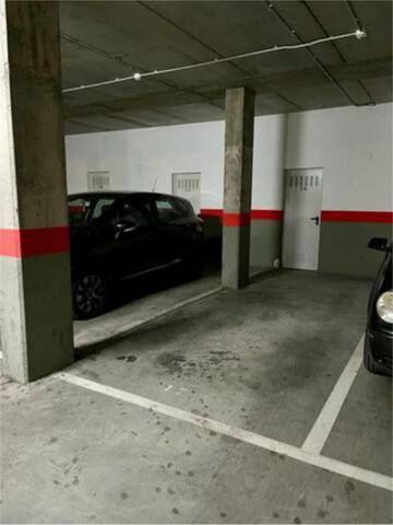 Garaje en Alquiler en Los Lirios