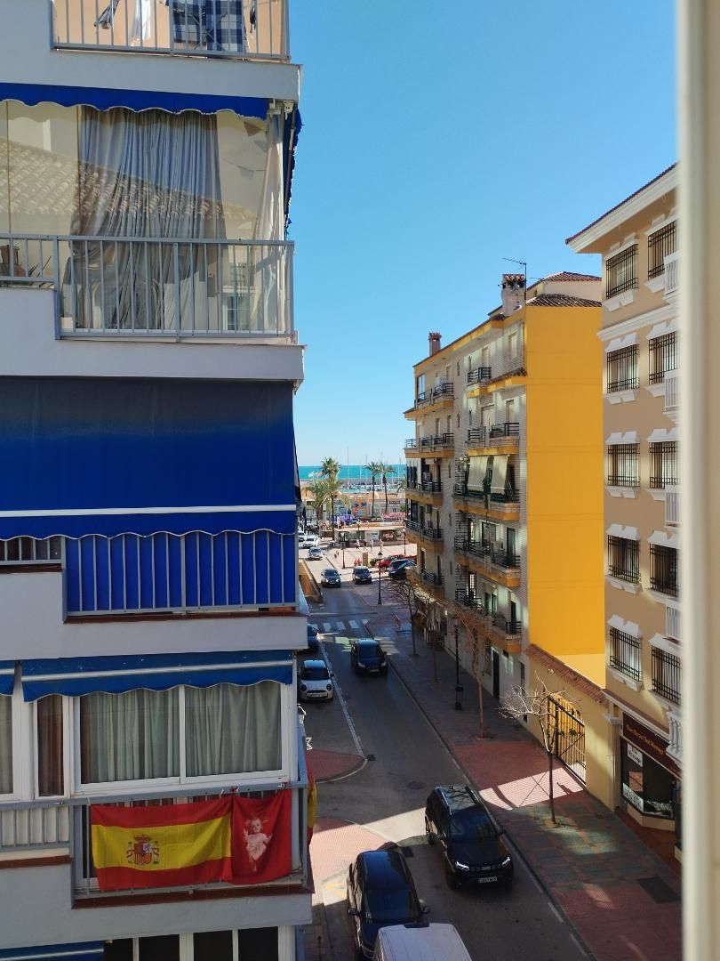 Vista exterior de Pis de lloguer en Fuengirola amb Aire condicionat, Calefacció i Terrassa