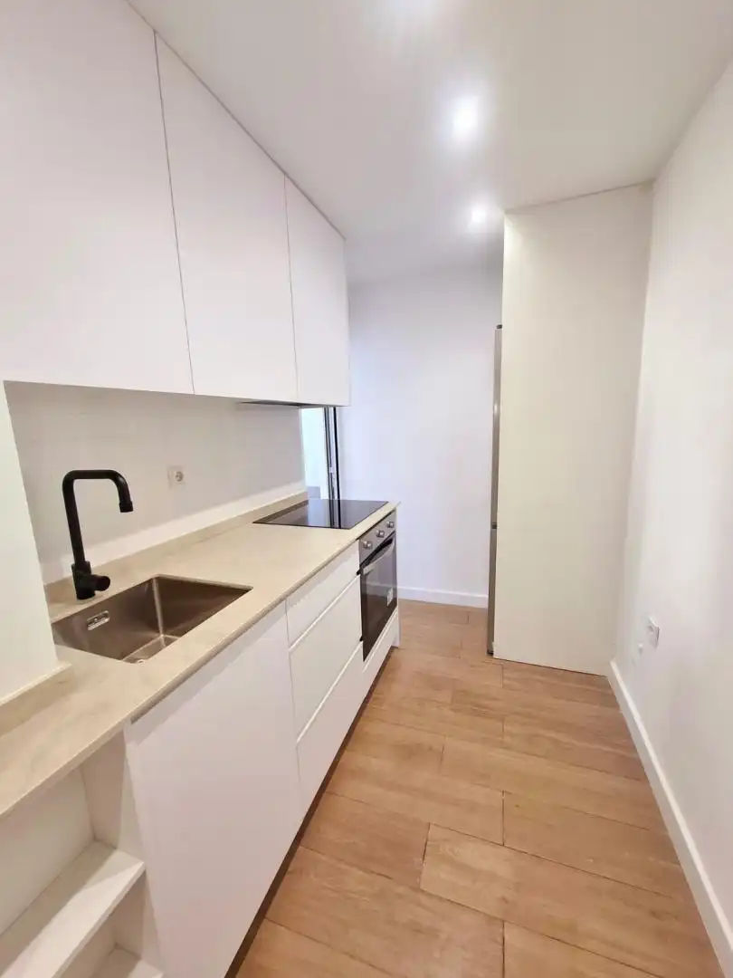 Piso en venta en Calle Playa América, 2, Timón Cocina de Piso en venta en Madrid con Aire acondicionado