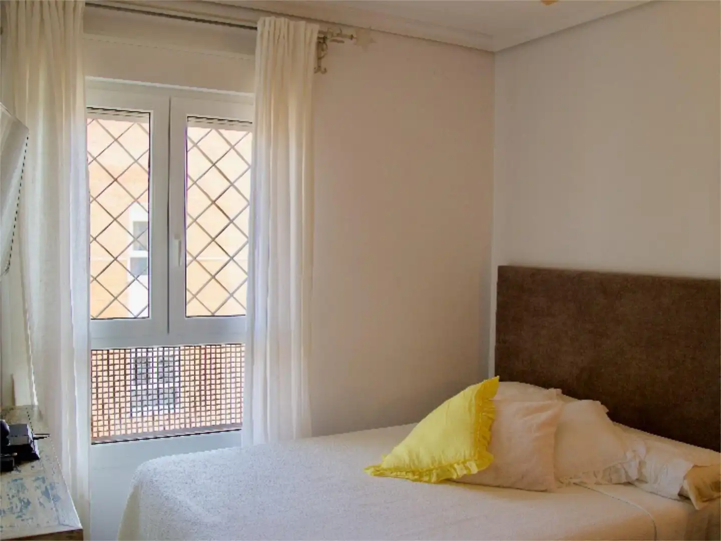 Flat for rent in Calle Gerardo Diego, 1, Bami - La Estrella Bedroom of Flat for rent in Sevilla with Air Conditioner, Heating and Terrace