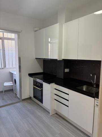 Piso en Alquiler en Avenida de los Toreros, 73 en Guindalera