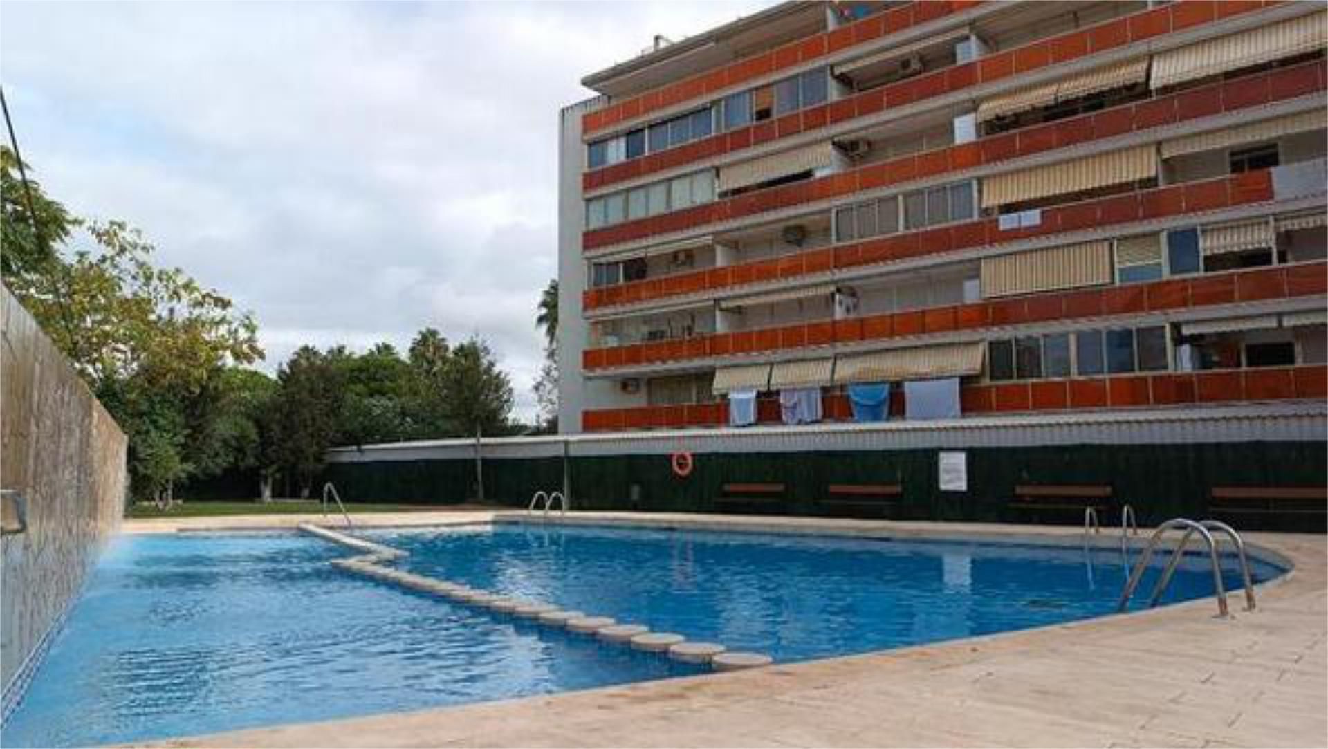 Apartament en venda a La Pineda Piscina de Apartament en venda en Vila-seca amb Jardí privat, Terrassa i Traster