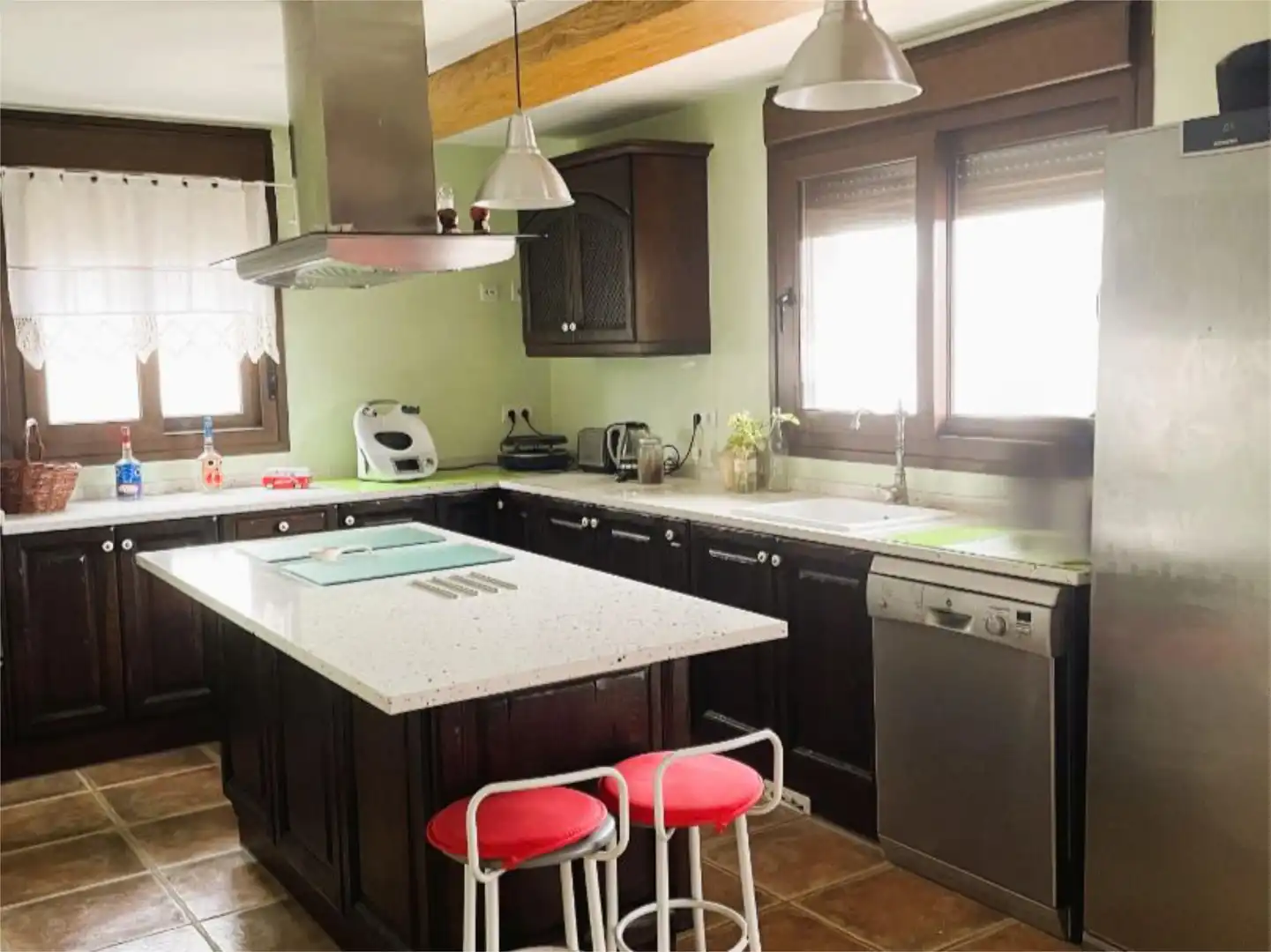 Houses for sale in Calle Guadalcampo, 61, Guadalix de la Sierra Kitchen of Houses for sale in Guadalix de la Sierra with Private garden