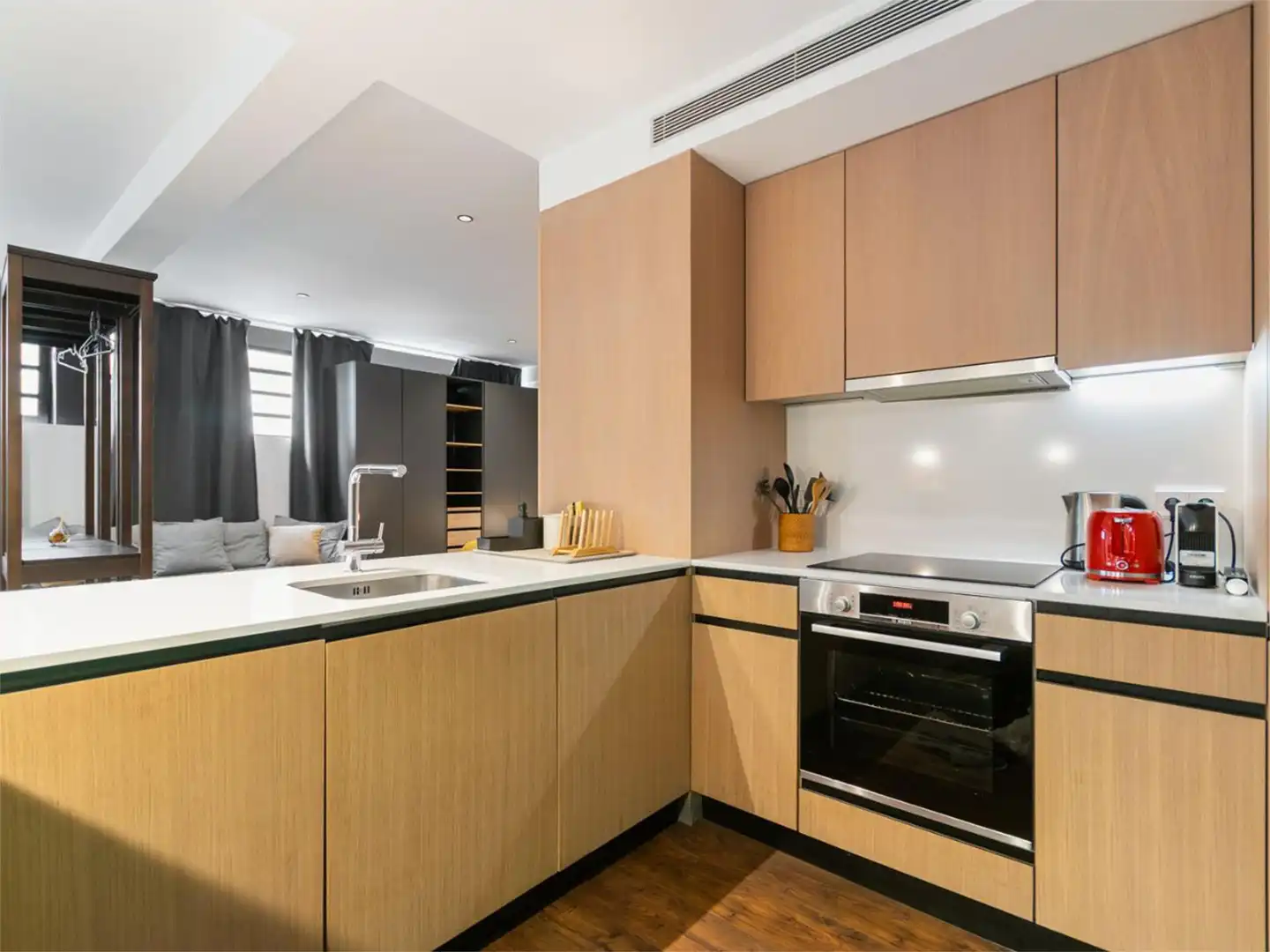 Flat for rent in Carrer de Sancho de Ávila, 43, El Parc i la Llacuna del Poblenou Kitchen of Flat for rent in Barcelona Capital with Air Conditioner, Terrace and Swimming Pool