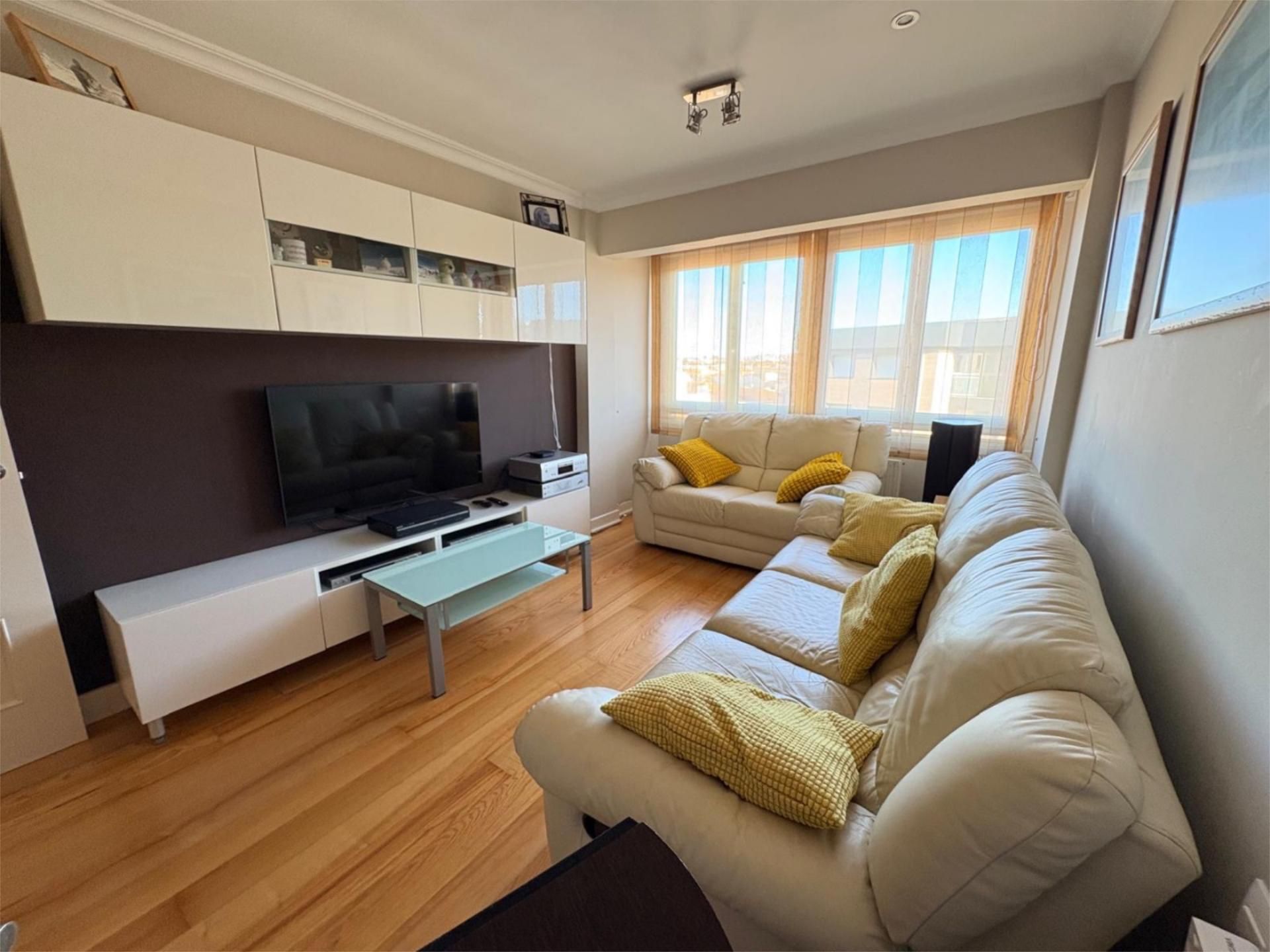 Sala d'estar de Pis en venda en Leioa