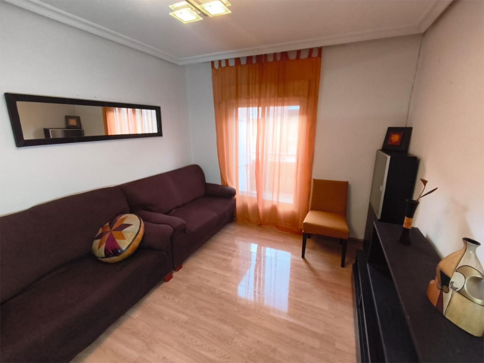 Pis de lloguer a Calle Cortes de Cádiz, 8, Garrido Sur Sala d'estar de Pis de lloguer en Salamanca Capital amb Balcó