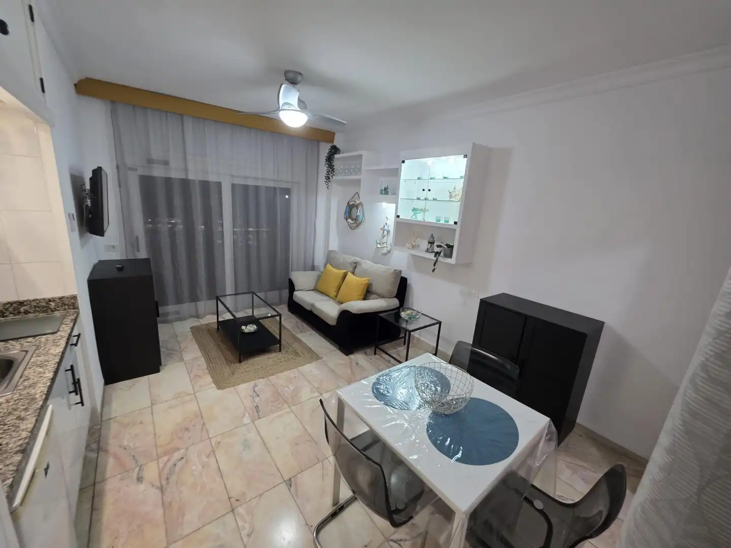 Living room of Flat for sale in Puerto de la Cruz  with Private garden, Terrace and Swimming Pool