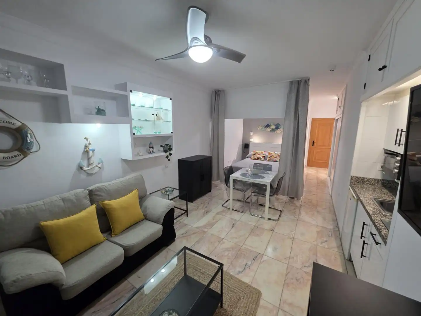 Living room of Flat for sale in Puerto de la Cruz  with Private garden, Terrace and Swimming Pool