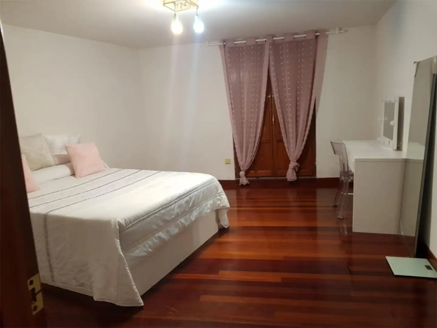 Bedroom of Ground floor for sale in Burgo de Osma - Ciudad de Osma  with Heating, Parquet flooring and Terrace