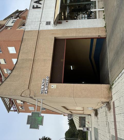 Foto 2 de Garatge de lloguer a Calle Fernando Zóbel, 4, Urbadiez - Entrepuentes,  Sevilla Capital