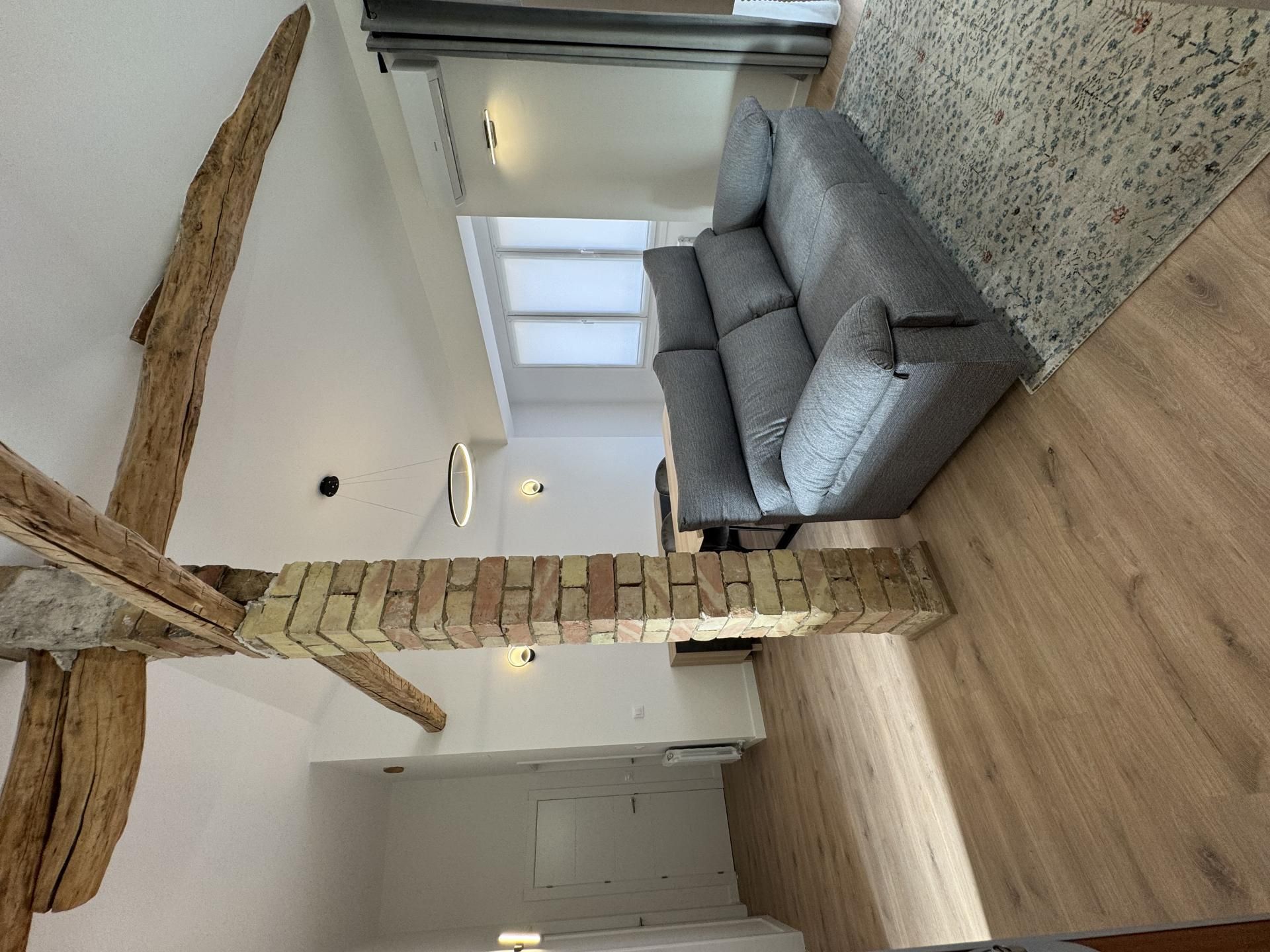 Sala d'estar de Pis de lloguer en  Logroño amb Aire condicionat, Calefacció i Parquet