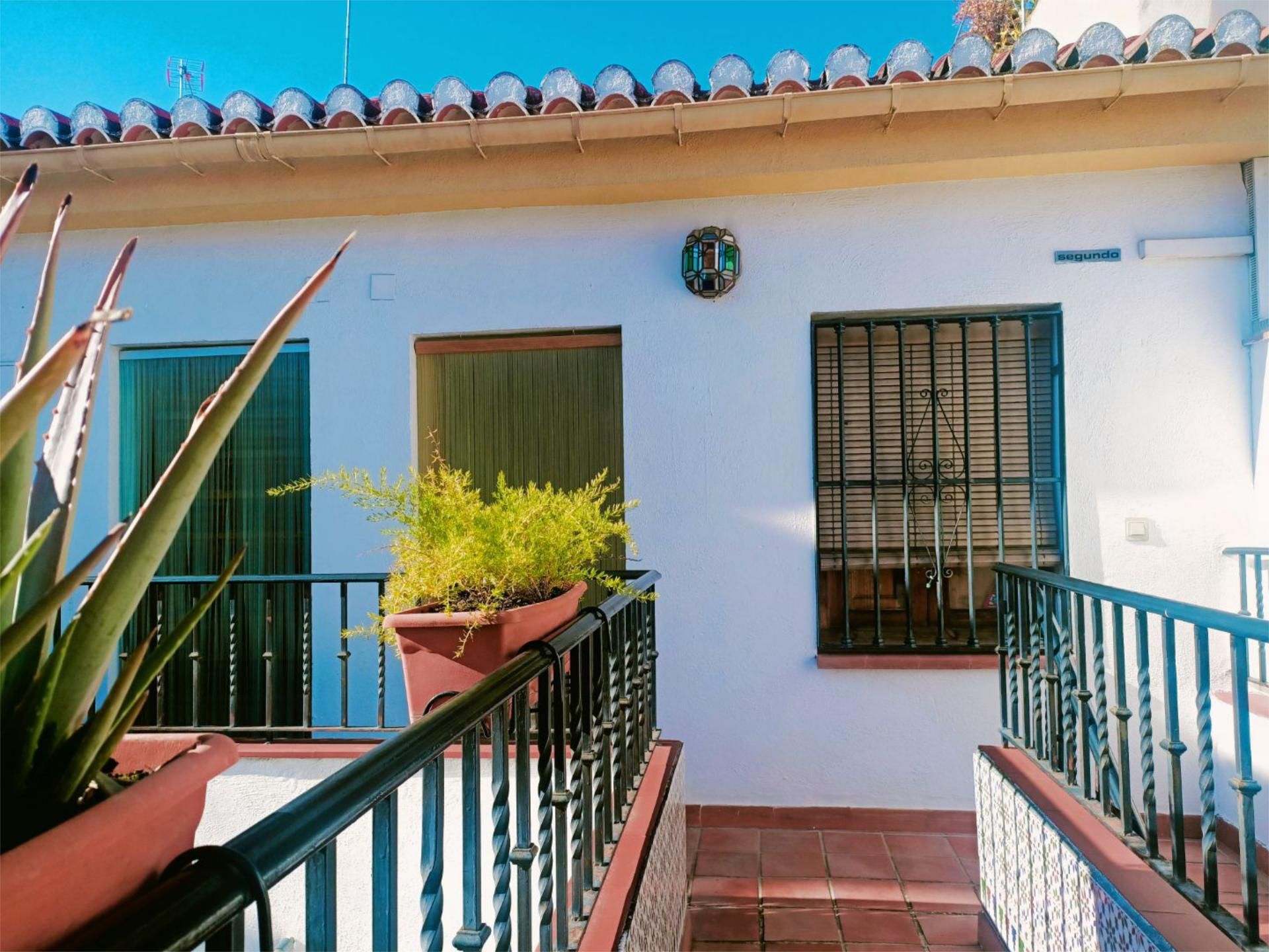 Exterior view of Flat for sale in  Granada Capital  with Air Conditioner and Balcony