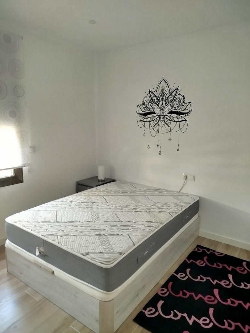 Bedroom of Flat to share in Cerdanyola del Vallès  with Air Conditioner, Heating and Furnished