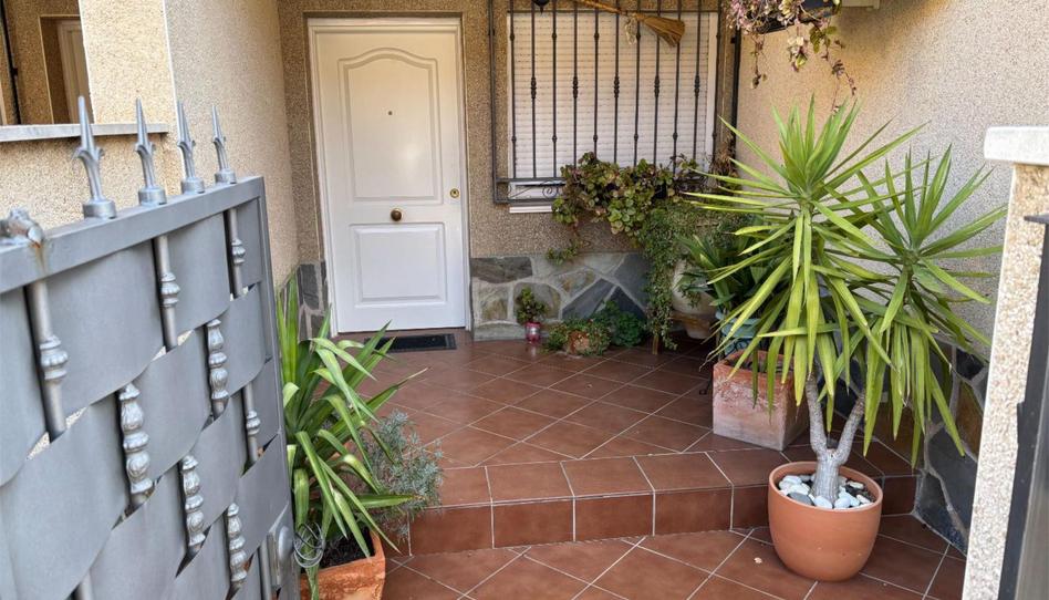 Casa adosada en venda a Travesía Gregorio Zamorano, 19, La Guardia, Toledo - imatge 1 Foto 1 de Casa adosada en venda a Travesía Gregorio Zamorano, 19, La Guardia, Toledo