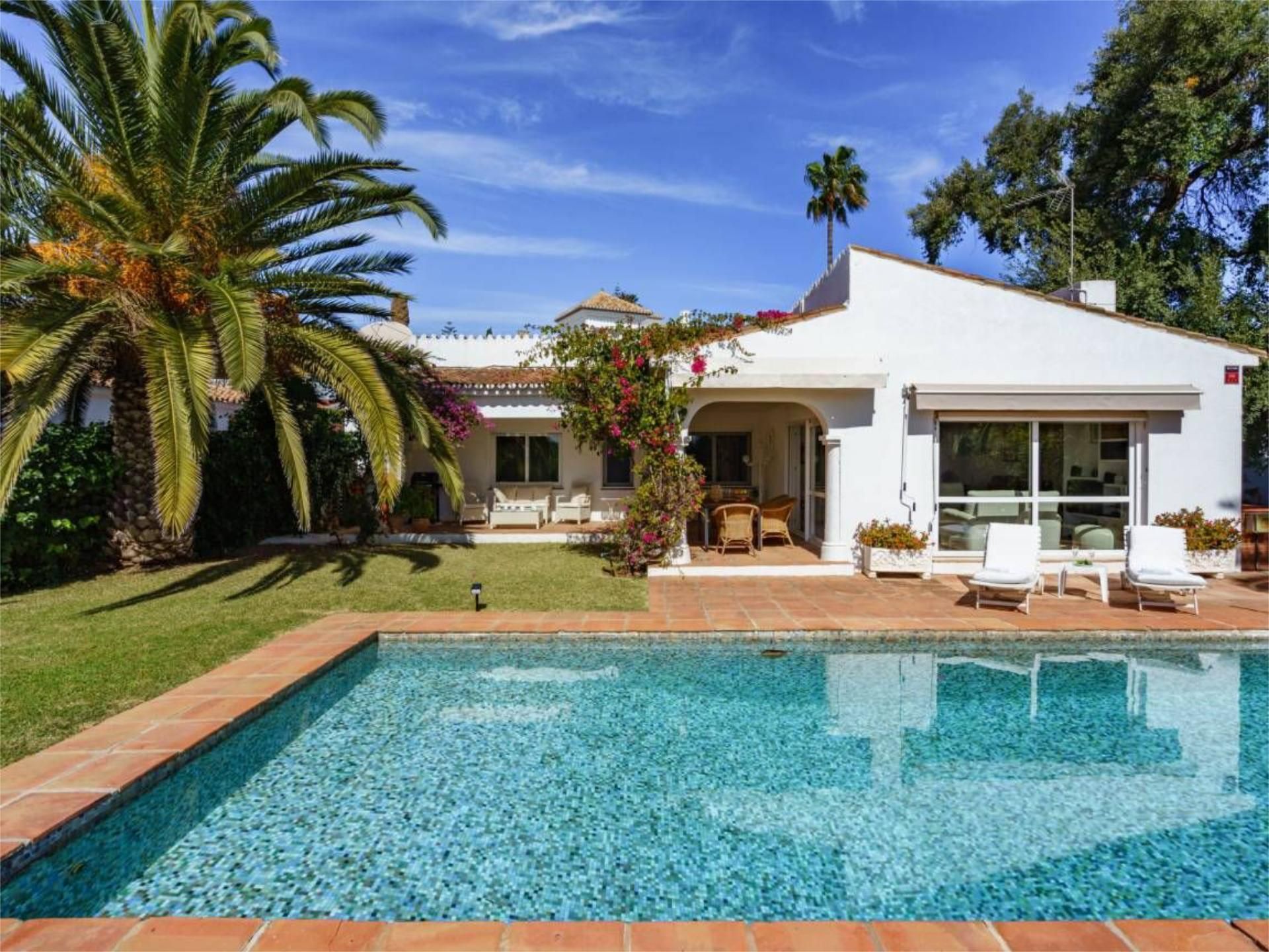Garden of House or chalet to rent in Marbella  with Air Conditioner, Heating and Private garden
